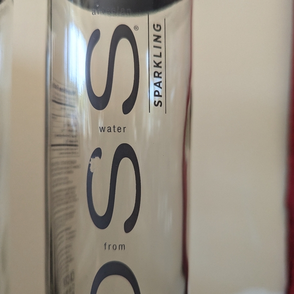 Glass VOSS Water Bottles - Set of 2 - Picture 5 of 8